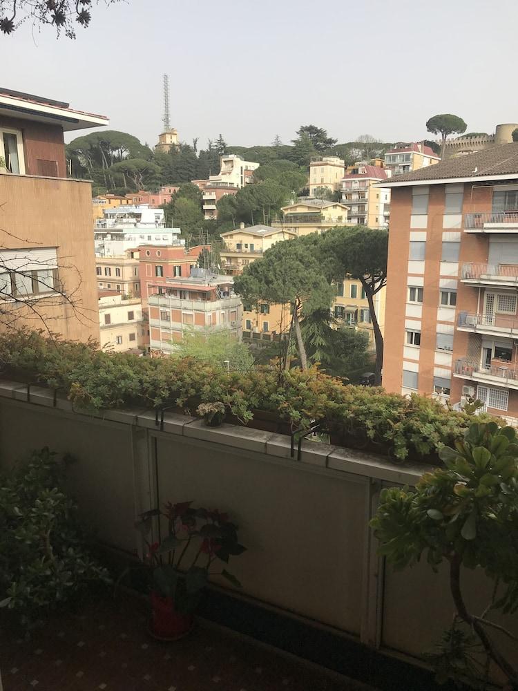 Le Finestre Sul Vaticano Rome Buitenkant foto