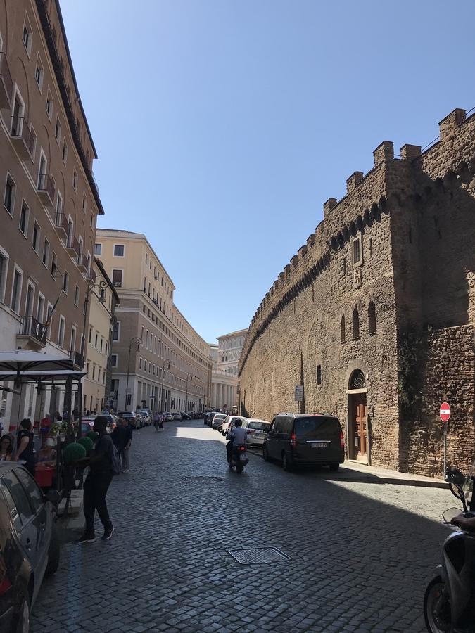 Le Finestre Sul Vaticano Rome Buitenkant foto
